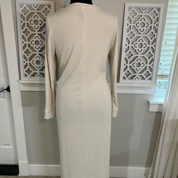 Cream Long Sleeve Dress - Picture 4 of 7